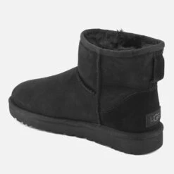 UGG Women's Classic Mini II Sheepskin Boots - Black 8 UGG Women's Classic Mini II Sheepskin Boots - Black -Cheap Stepwise Footwear Store 11307402 6744492323008400
