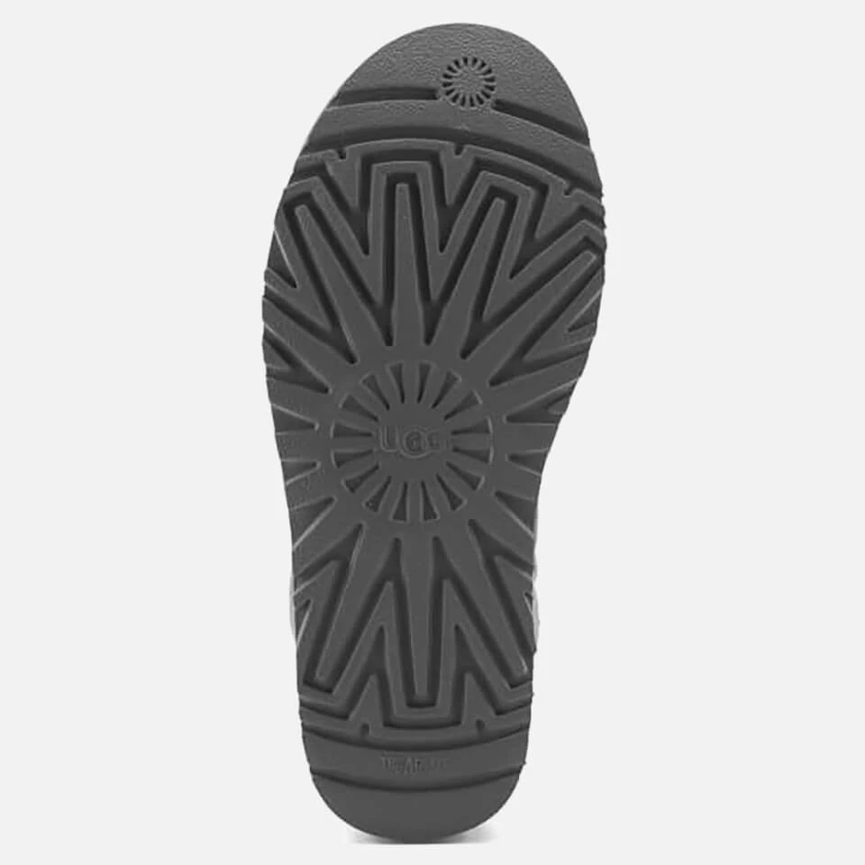 UGG Women's Classic Short II Sheepskin Boots - Grey 5 UGG Women's Classic Short II Sheepskin Boots - Grey - Image 5