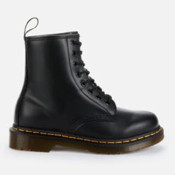 Dr. Martens 1460 Smooth Leather 8-Eye Boots - Black