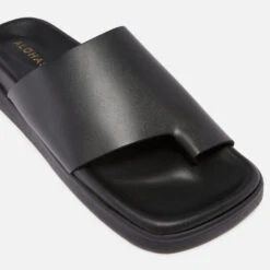 ALOHAS Women's Toe Ring Leather Sandals - Black -Cheap Stepwise Footwear Store 13637624 8944960692731493