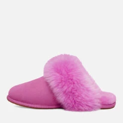 UGG's Scuff Sis Suede And Sheepskin Slippers 7 UGG's Scuff Sis Suede And Sheepskin Slippers -Cheap Stepwise Footwear Store 13897342 1974991567412408