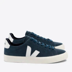 Veja Campo Logo-Appliquéd Suede Trainers